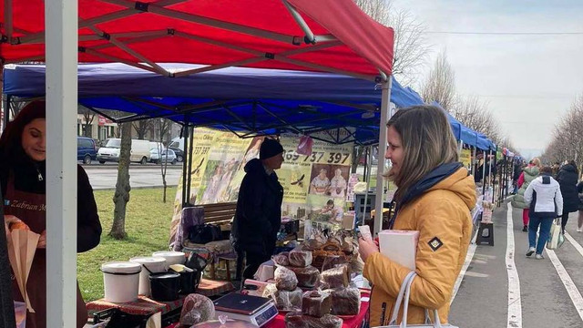 Târguri și iarmaroace cu produse autohtone sunt organizate în mai multe sectoare ale capitalei

