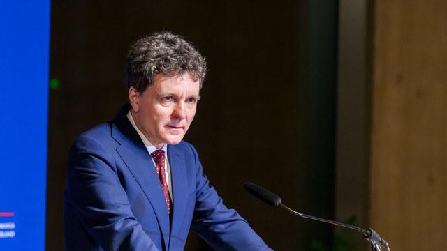 Nicușor Dan: Drumul României către NATO - clădit pe dorința de a face parte dintr-un spațiu al democrației
