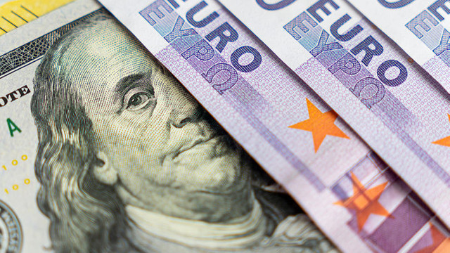 Curs valutar 7 martie 2026: Cât valorează un euro și un dolar

