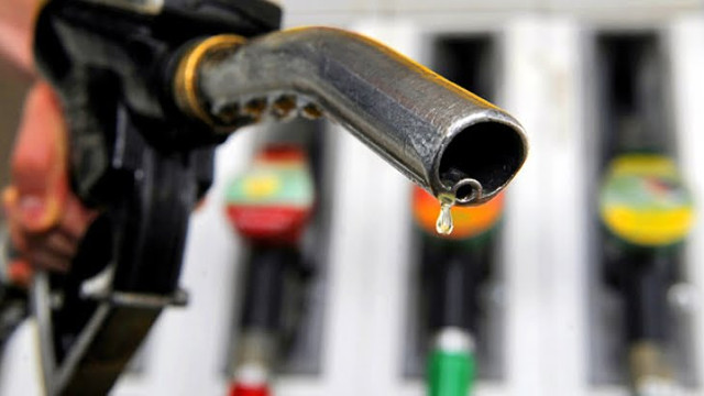 Carburanții auto se scumpesc semnificativ. Motorina trece pragul de 28 lei per litru
