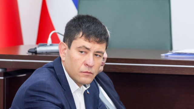 Adjunctul bașcanei Găgăuziei, Victor Petrov, suspendat din funcție
