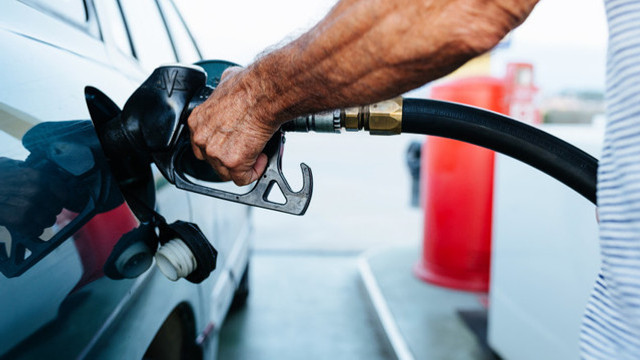 Prețuri mai mici la motorină și benzină, anunțate de Paștele Blajinilor