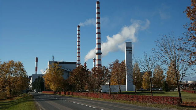O dronă de origine necunoscută, venită din spațiul Rusiei, a lovit un coș de fum al unei centrale electrice din Estonia. Alte două drone au intrat în Letonia
