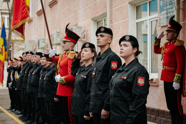 Un nou contingent de carabinieri a fost detașat în misiunea KFOR (Foto)

