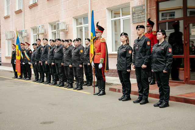 Un nou contingent de carabinieri a fost detașat în misiunea KFOR (Foto)

