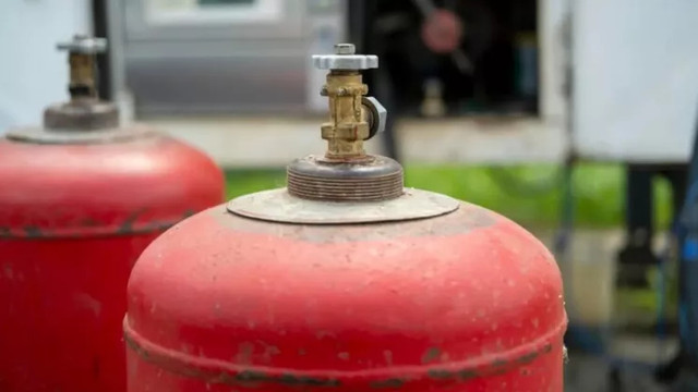Utilizarea buteliilor de gaz în apartamente va fi interzisă. Veaceslav Șipitca: „Venim cu măsuri clare pentru a reduce riscul de deflagrații și incendii”