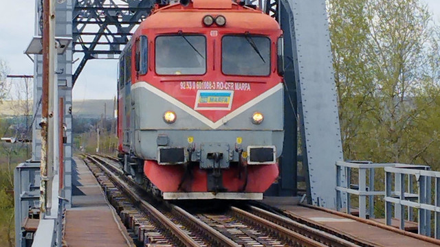 Prima locomotivă de ecartament european a trecut Prutul pe traseul Fălciu-Cantemir

