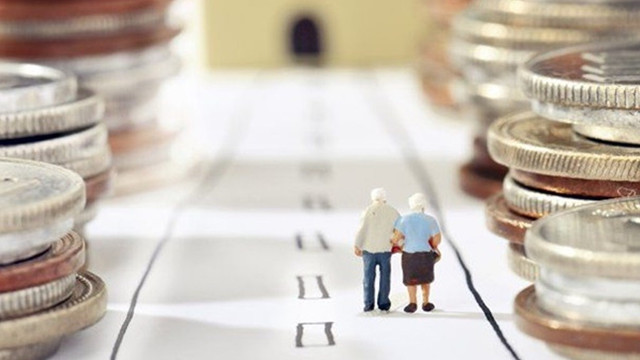 Statul nu ia în calcul creșterea vârstei de pensionare, dar admite că sistemul trebuie ajustat