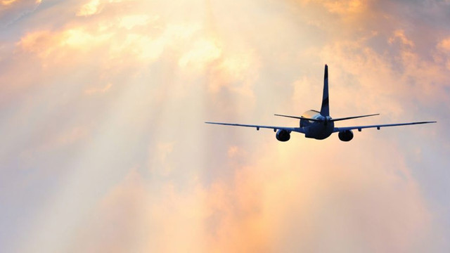 Iranul își redeschide parțial spațiul aerian
