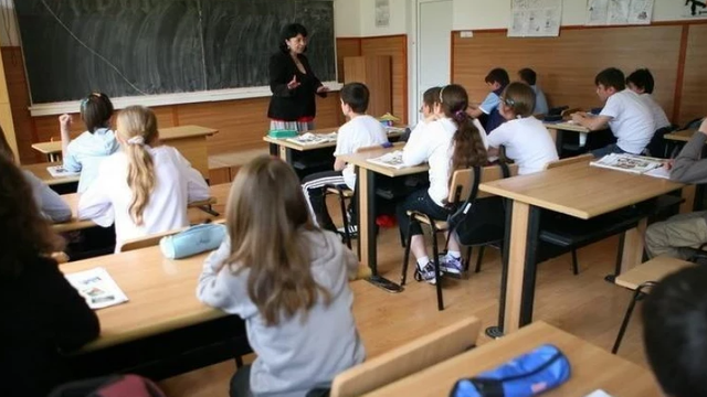 Peste 7 000 de cereri de înscriere a copiilor în clasa I au fost depuse în Chișinău