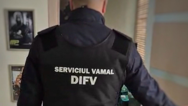 Substanțe psihoactive vândute ca suplimente de slăbire: percheziții în Chișinău și un suspect reținut