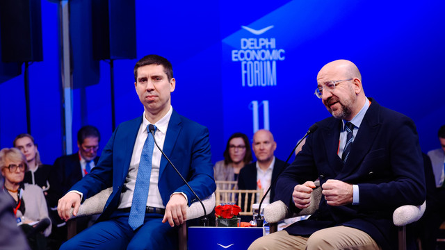 Mihai Popșoi, la Forumul Economic de la Delphi: „Depunem eforturi ca să livrăm rezultate în procesul de reformă și să ne asigurăm că instituțiile  solide și democratice” (FOTO) 
