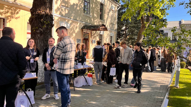 Ziua ușilor deschise la USMF: viitorii studenți descoperă ofertele educaționale