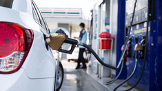 Benzina și motorina vor costa mai puțin mâine, 5 iunie
