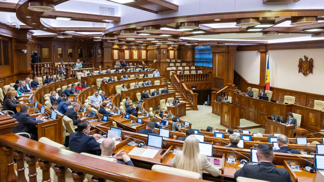 Promo-LEX: Probleme de transparență în Parlament: 9 proiecte, votate cu nereguli procedurale
