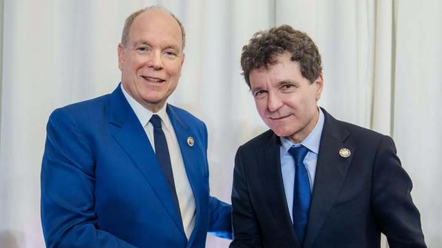 Nicușor Dan, discuții cu Principele Albert al II-lea de Monaco, la Summitul de la Erevan: România și Monaco împărtășesc nu doar bune relații bilaterale, ci și o preocupare constantă pentru cooperarea multilaterală

