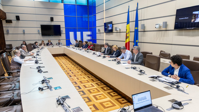 Deputații se întrunesc joi în ședință plenară. Proiectele de pe ordinea de zi 