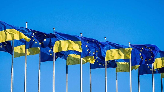 UE refuză să-și reducă prezența diplomatică la Kiev după amenințările Rusiei

