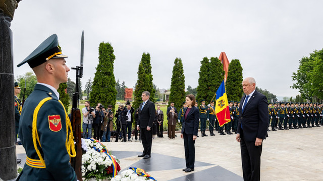 Alexandru Munteanu, la comemorarea victimelor celui de-al Doilea Război Mondial: „Rusia nu și-a învățat lecția. R. Moldova merge în UE, care aduce prosperitate și pace”


