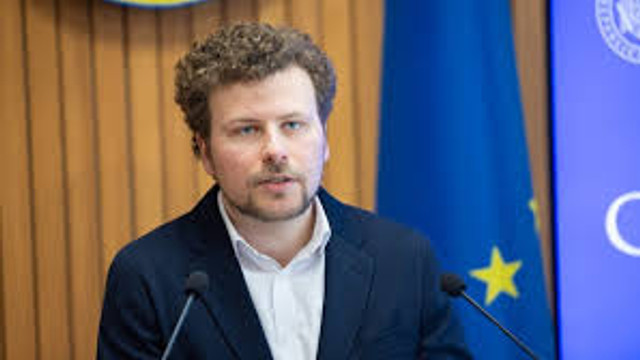 În R. Moldova vor fi închise 13 centre Certiport care oferă certificate ce permit scutirea de examenul de informatică de la bacalaureat.  „Vor fi introduse măsuri suplimentare de securitate”