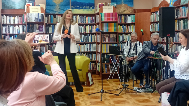 Acasă la „Ovidius” - una dintre primele biblioteci românești din Chișinău