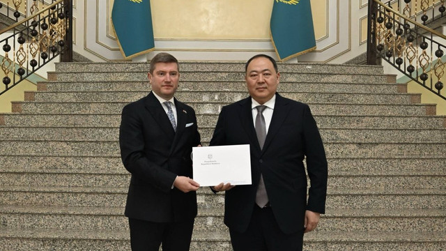Ambasadorul agreat al R. Moldova în Kazahstan, Igor Moldovan, a prezentat copiile Scrisorilor de acreditare

