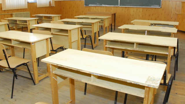 Un profesor ar fi fost agresat în clasă de părintele unui elev. MEC s-a autosesizat 