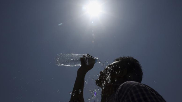 Europa fierbe sub un „dom de căldură extrem de anormal și puternic”. Temperaturile au explodat cu până la 16°C peste medie