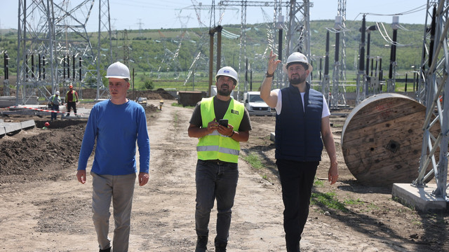 Dorin Junghietu solicită accelerarea lucrărilor la linia Vulcănești–Chișinău. Oficialul a avertizat că vor fi aplicate penalități în cazul unor întârzieri