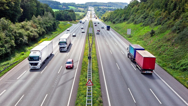 Transportatorii moldoveni vor beneficia de încă 300 de autorizații pentru curse în Azerbaidjan

