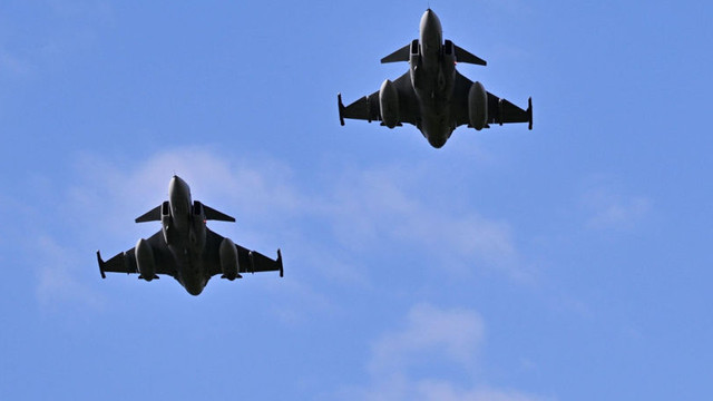 Suedia va transfera Ucrainei 16 avioane Gripen pentru a-și consolida apărarea

