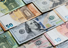 Dolarul se ieftinește ușor. Cât valorează euro astăzi, 5 iunie 