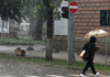 Meteorologii au emis cod galben de ploi puternice. Când intră în vigoare alerta


