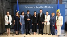 Marta Kos, întrevedere la Parlament cu membrii Comisiei parlamentare pentru integrare europeană. „Aderarea la UE este un efort comun”