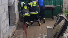 Ploile torențiale au provocat inundații și perturbări ale ciculației rutiere în nordul R. Moldova

