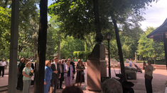 Poetul Mihai Eminescu, comemorat la Chișinău, la 137 de ani de la trecerea în eternitate. Ivan Pilchin: „Eminescu este o personalitate emblematică a literaturii române, a literaturii europene și a literaturii universale” (FOTO) 
