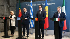 Parlamentari din patru state UE susțin deschiderea negocierilor de aderare cu Republica Moldova. O declarație în acest sens a fost semnată la Chișinău

