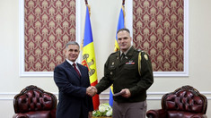 Noul atașat al apărării SUA, prezentat ministrului apărării Anatolie Nosatîi (FOTO)