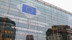 UE introduce inteligența artificială în analiza legislației țărilor candidate
