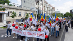 Un marș al familiei organizat de socialiști a avut loc la Chișinău
