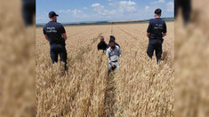 Trei cetățeni din Bangladesh, depistați la frontieră după ce au traversat ilegal Prutul pentru a ajunge în România

