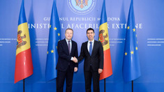 Drepturile minorităților și educația multilingvă, discutate de Mihai Popșoi și Înaltul Comisar al OSCE, Christophe Kamp