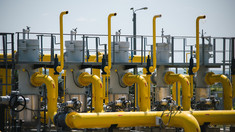 Adoptat de Parlament: R. Moldova va avea stocuri de urgență de produse petroliere
