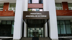 Intoxicații alimentare în rândul unor angajați ai MAE după o recepție diplomatică la Chișinău
