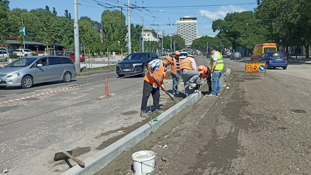Trafic suspendat pe timp de noapte pe un tronson al bulevardului Iuri Gagarin din Chișinău
