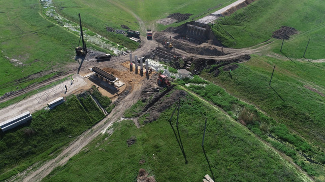 Lucrările la podul peste râul Răuțel, finalizate în proporție de peste 50% (FOTO)
 