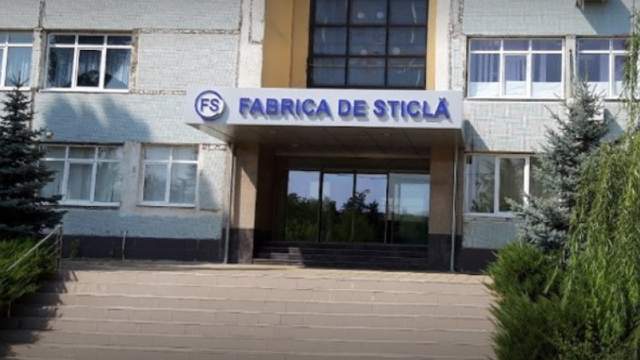 Fabrica de sticlă din Chișinău, scoasă la privatizare
