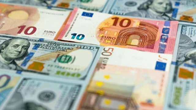 Euro crește, iar dolarul scade. Cursul valutar stabilit de BNM pentru astăzi, 15 iunie
