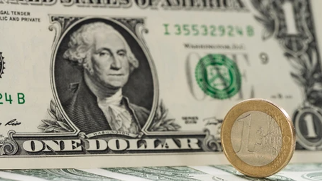 Dolarul crește cu 21 bani. Cât valorează euro astăzi, 19 iunie