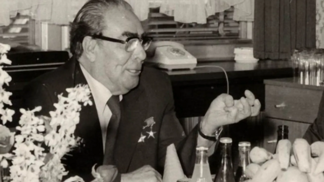 Strănepotul fostului lider sovietic Leonid Brejnev a fost capturat în timp ce lupta pentru Rusia în Ucraina
